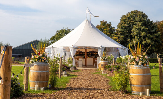 20250920 - Sfera - Vinkel - Danny Ilona (010 - 063).jpg