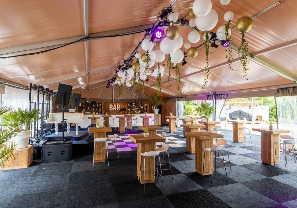 Robert-50-jaar-20210911-005-1024x682 (1).jpg